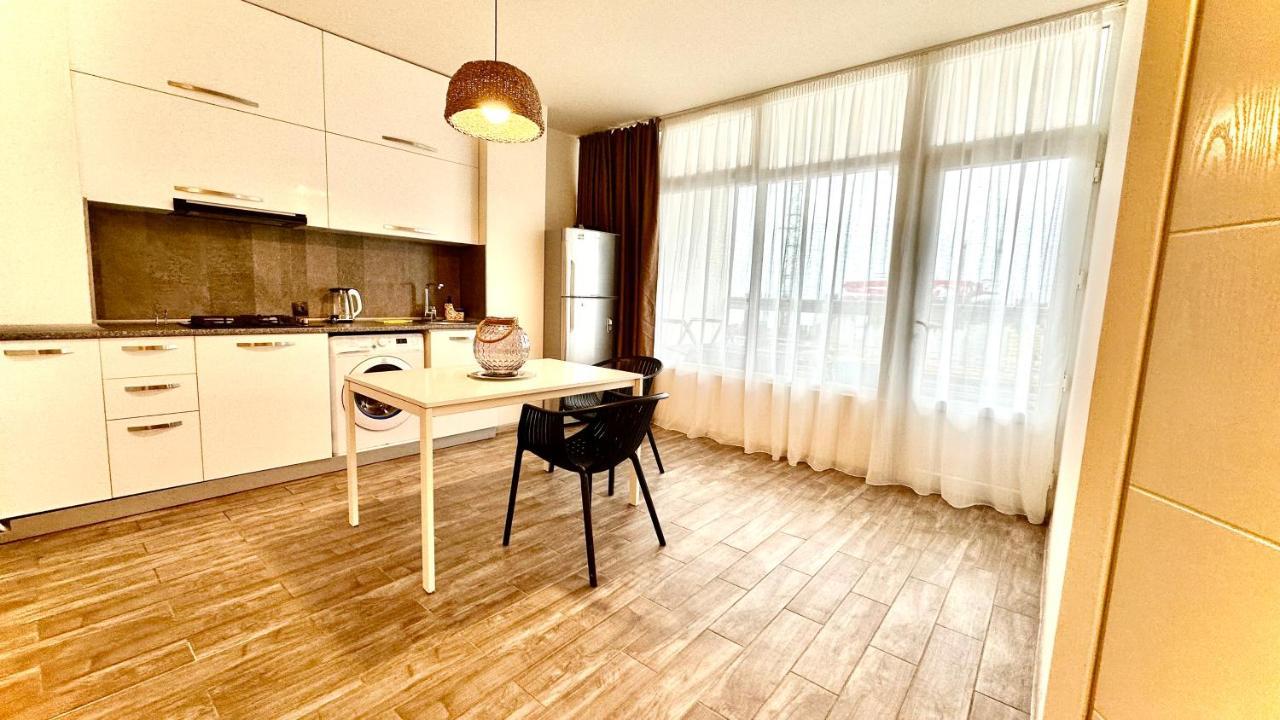 Magnolia Apartment Terrace 3 Батумі Екстер'єр фото